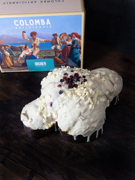 Colomba Fruits Rouges et Chocolat Blanc 750g Mangiobevo